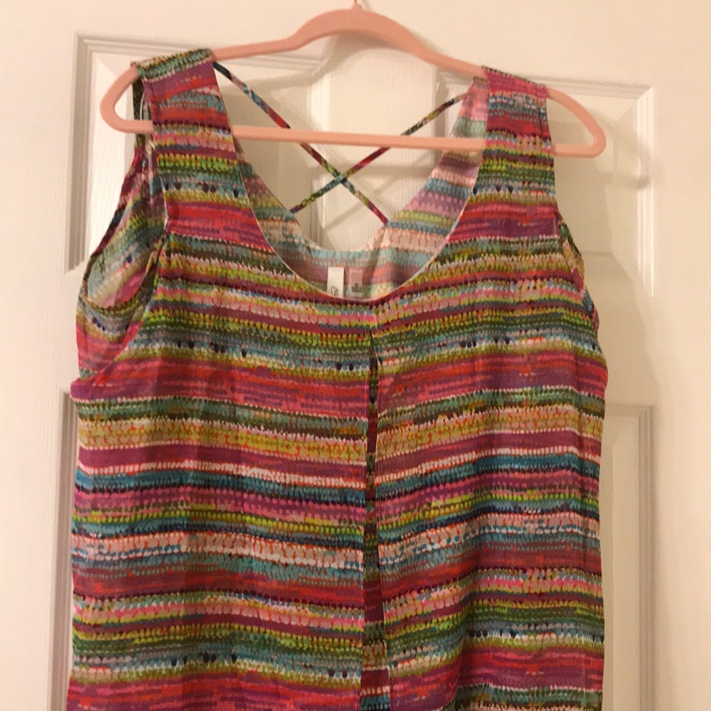 NWT flowy multi tank with sheer overlay